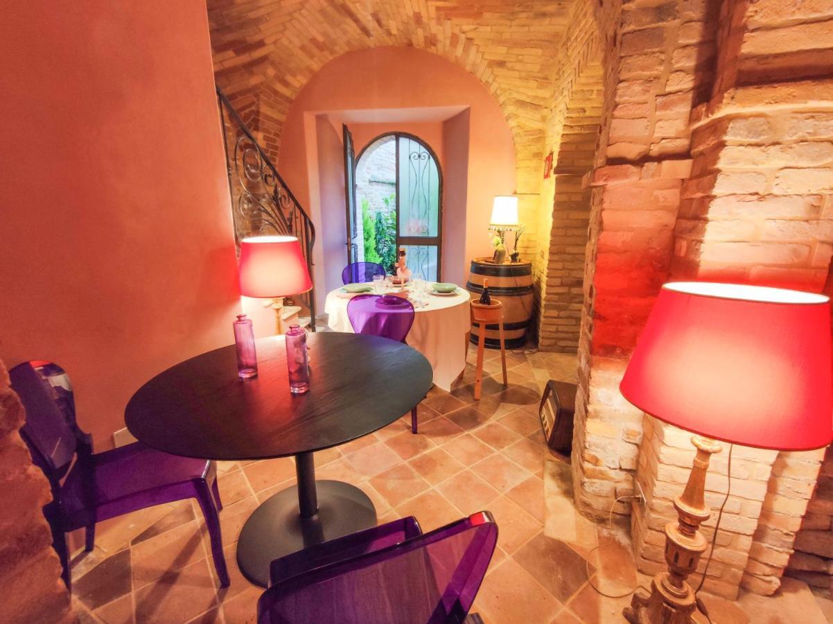 La Scarpetta Magica: Un Incantevole Soggiorno A 5 Stelle! Offida Exterior photo